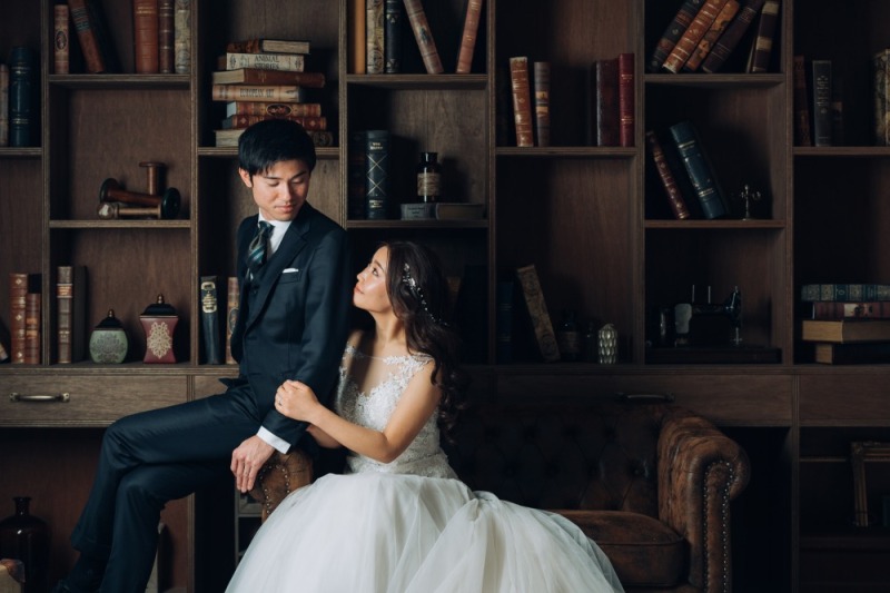 アンティークゾーンのブックシェルフ