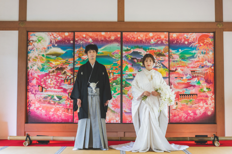 フォトジェニック!極彩色の襖絵と共に