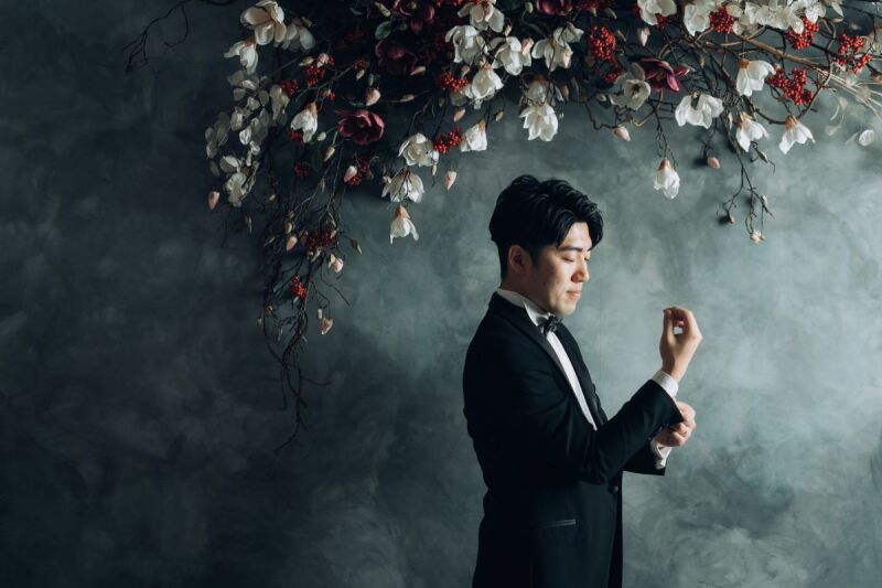 木蓮の木の下で