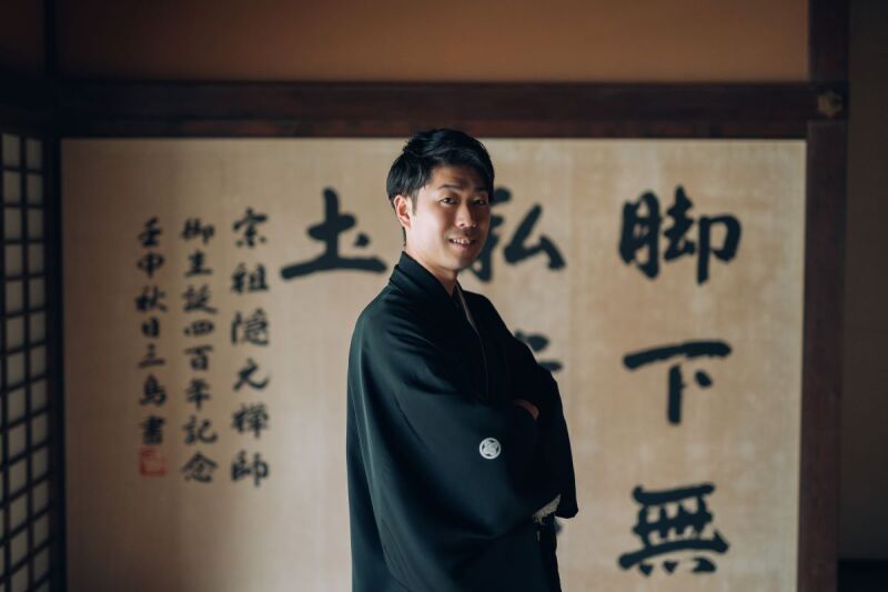 凛々しい新郎様