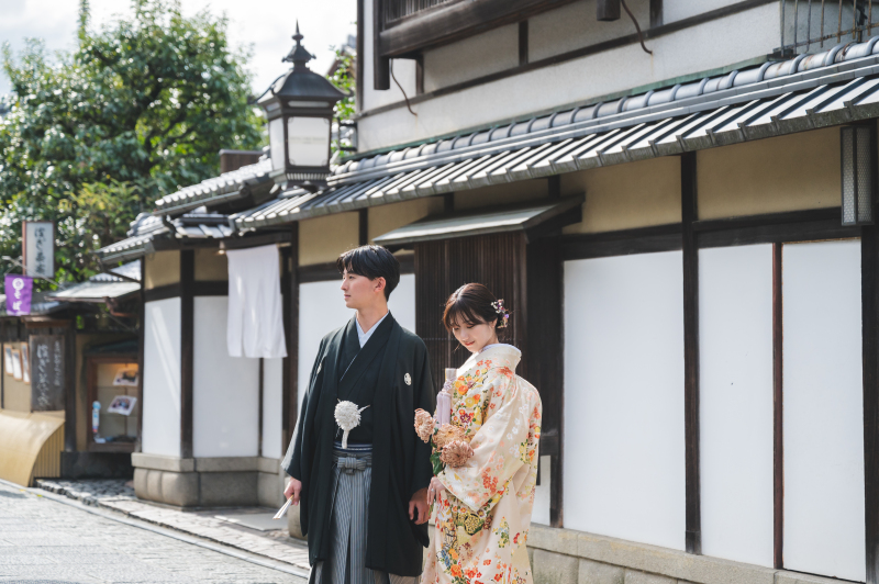 しっとりとした雰囲気で