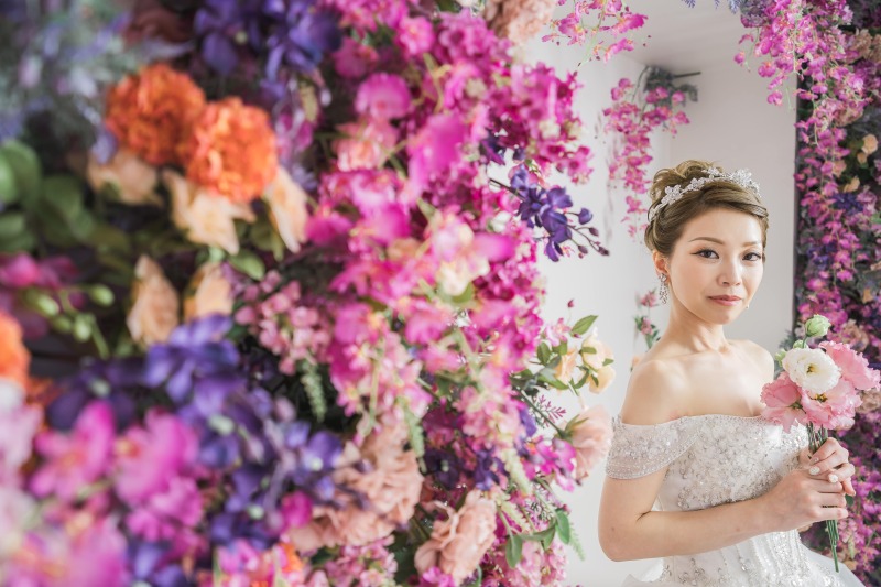 フラワーウォールに溶け込む