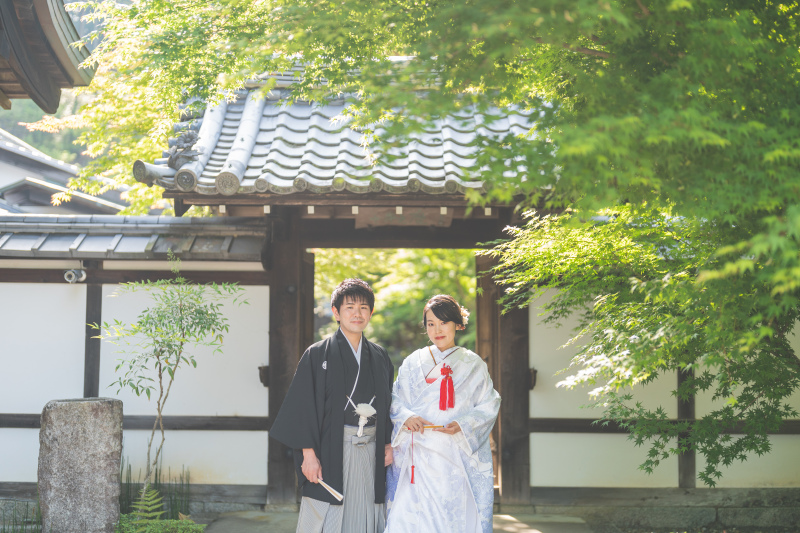 日本建築を感じられる寺院の中で