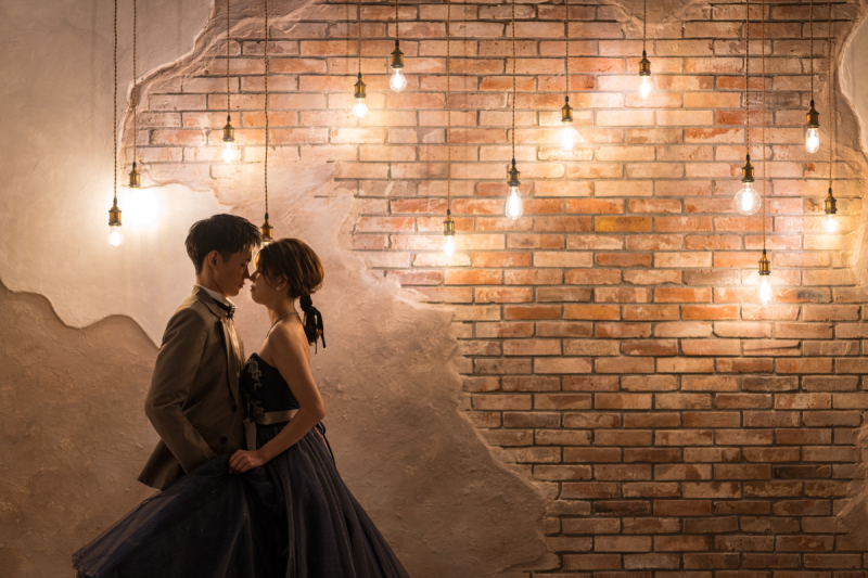 クラシックレンガと共にオシャレでシネマチックな