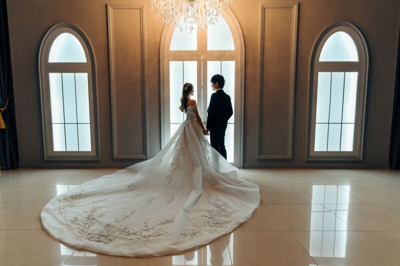 長いトレーンが魅力的