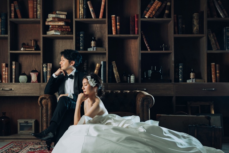 アンティークゾーンのブックシェルフ