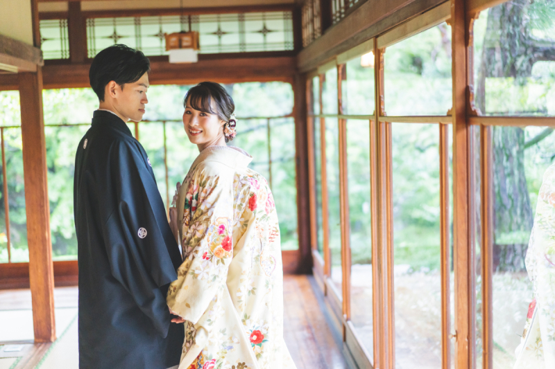 明るく照らされた姿も柔らかく、綺麗に