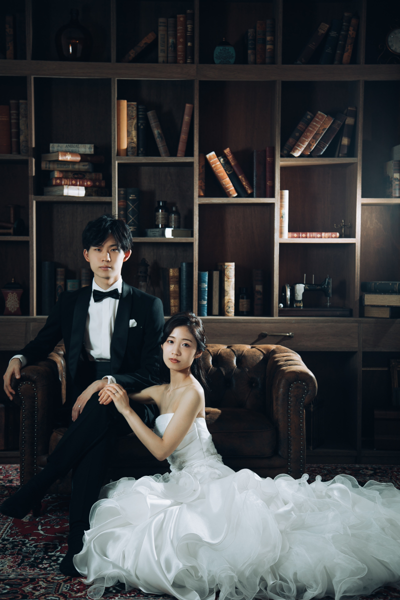 アンティークゾーンのブックシェルフ