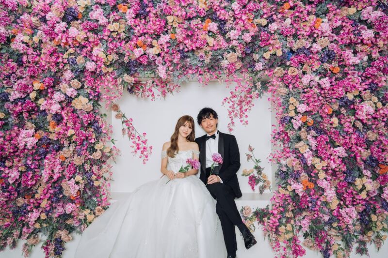 華やかなフラワーウォール