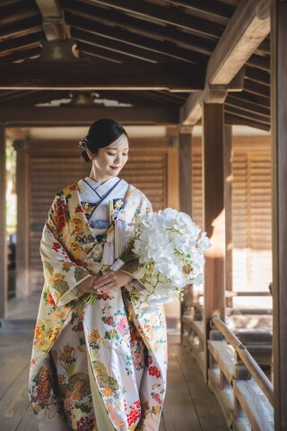 新婦様が一番美しく映るようなポージングを日々心がけています！