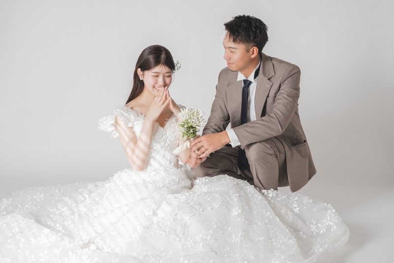 お正月お年玉企画!【1/1~1/7応募期間】和装+洋装が¥55000(税込)で撮影ができる!フォトレイト限定プラン