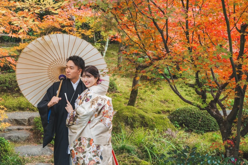 【11月~12月10日撮影】和洋・和装紅葉前撮り早割りプラン|土日祝50%OFF|8月末まで受付