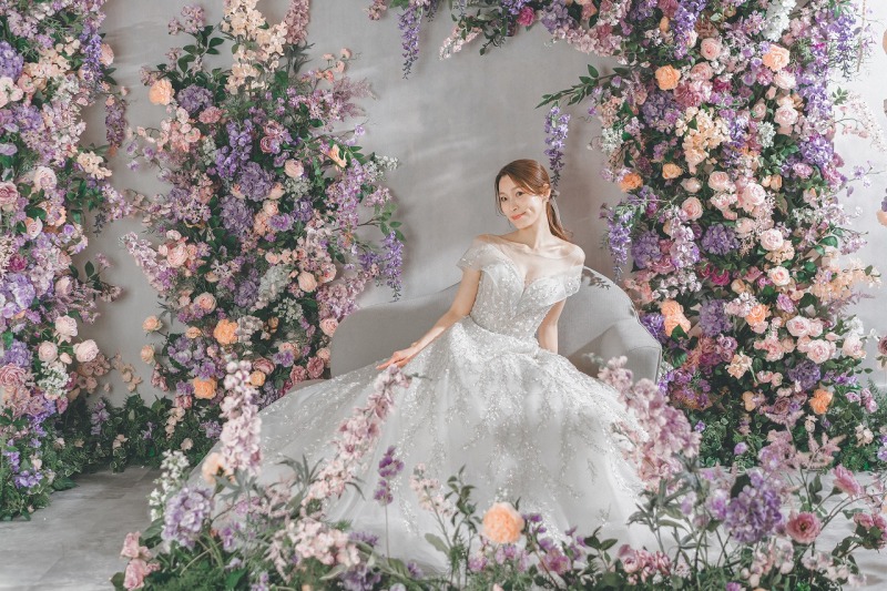 【5〜8月撮影】3特典付き 花嫁応援フェア｜洋装スタジオ撮影｜A3アルバム付｜手ぶらOK