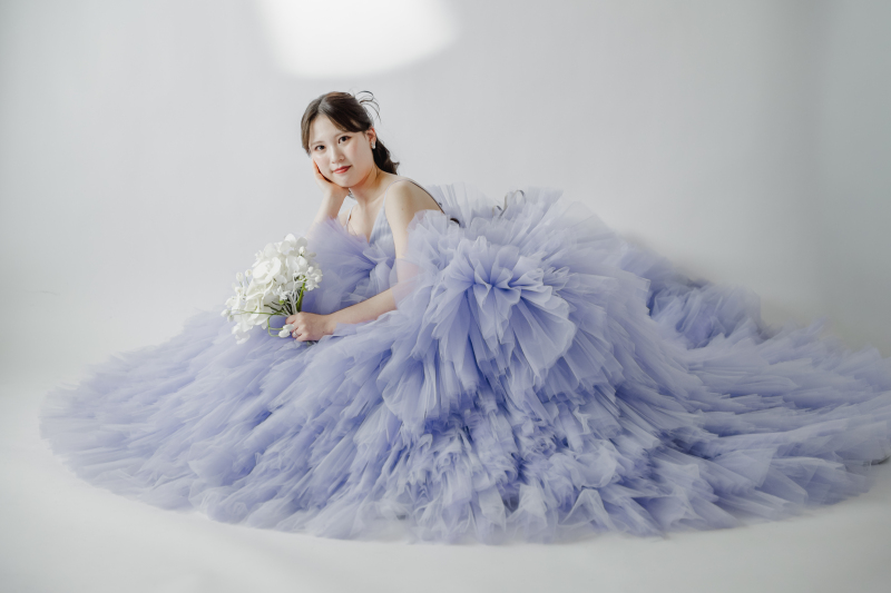 【6月7月8月撮影】夏限定ご優待プラン｜20％OFF｜洋装1着スタジオ撮影｜ドレス100着から選べる