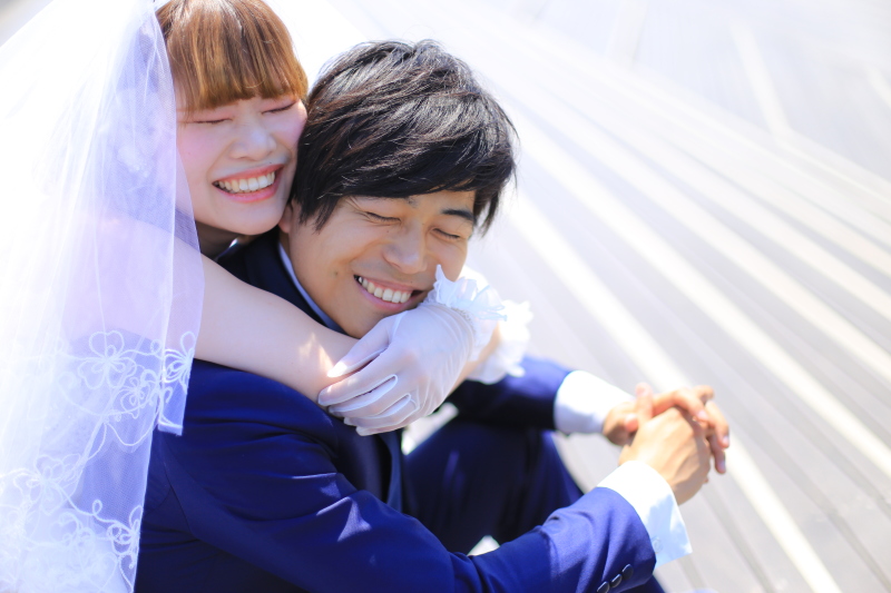 後ろからギュっ♡