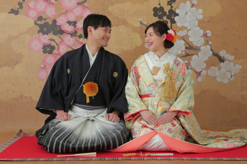 人気の正座ポーズ!