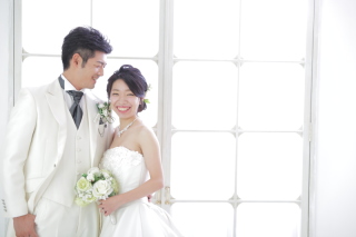 白くてかわいいスタジオ撮影♡