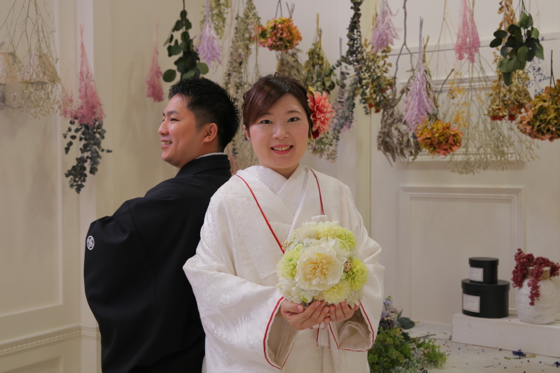 お花に囲まれて