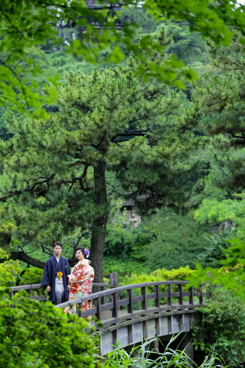 しっとりとした雰囲気で。