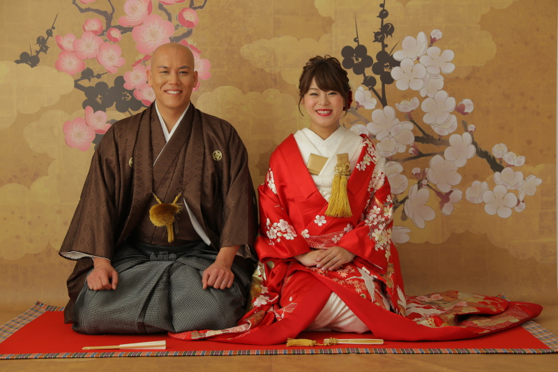 金屛風でお正座ショット★