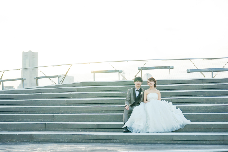 仲良く座って…