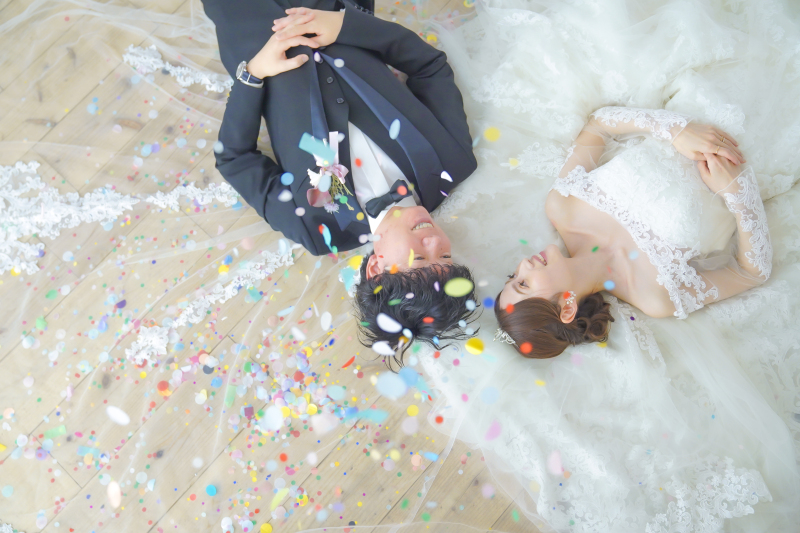 寝転んでの撮影も