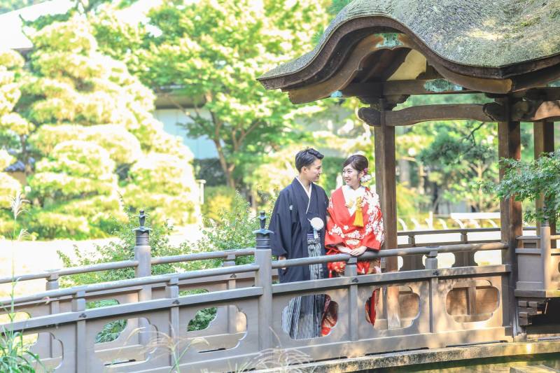 木漏れ日の中で