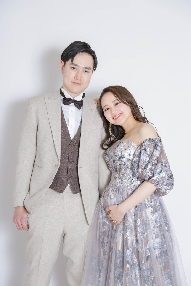 お腹を出しての撮影も、結婚記念を兼ねた撮影でも◎