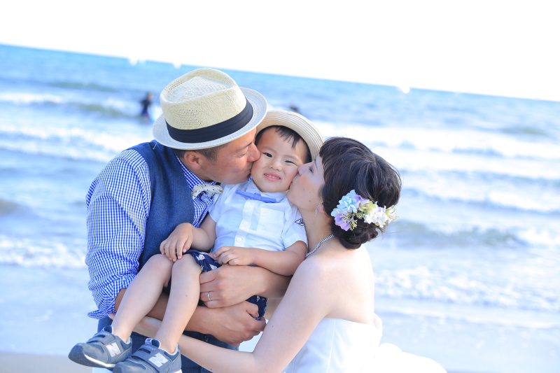 CLAIREみなとみらい店_子供用の衣装がある