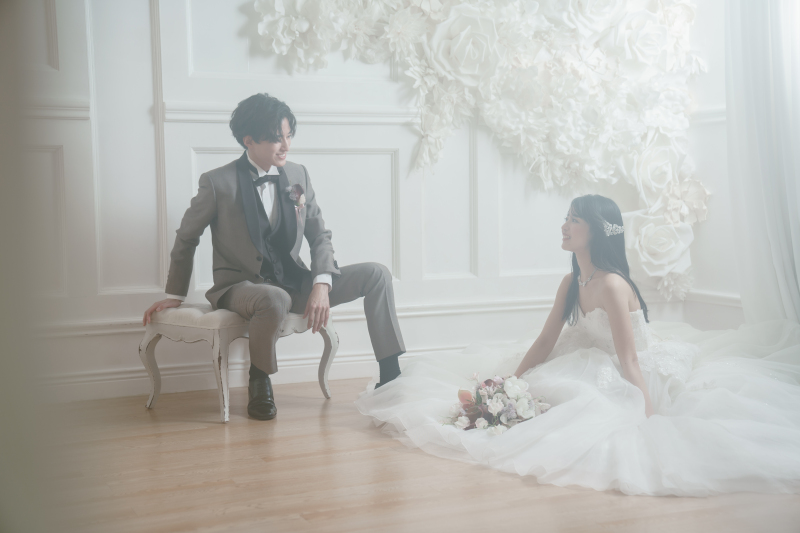 ４月撮影￥45,000！フォトレイト限定洋装１着スタジオデータ30カットプラン◇店舗にあるグレードアップ衣装が選び放題！