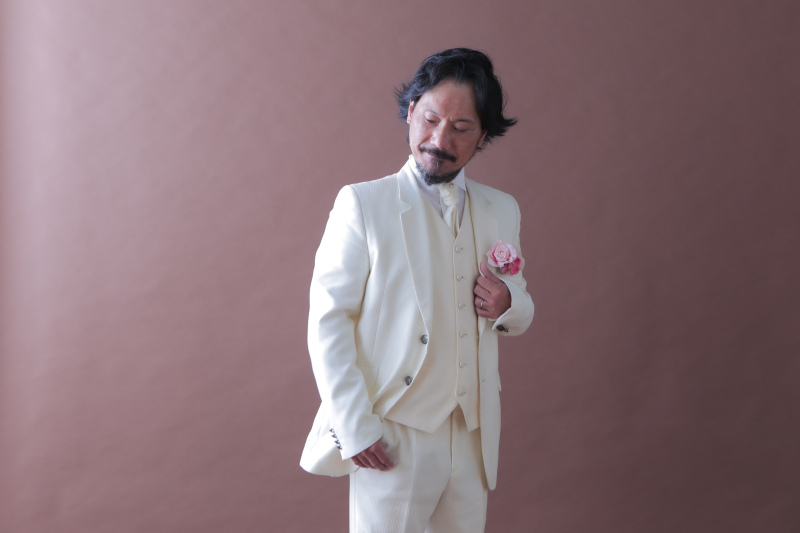 クールな表情