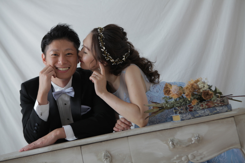 kiss