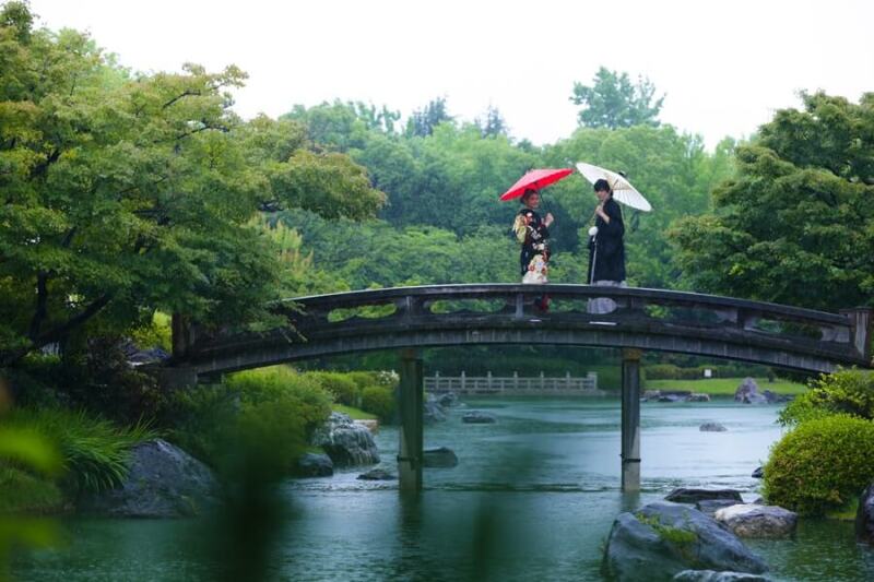 和装にぴったりな庭園で