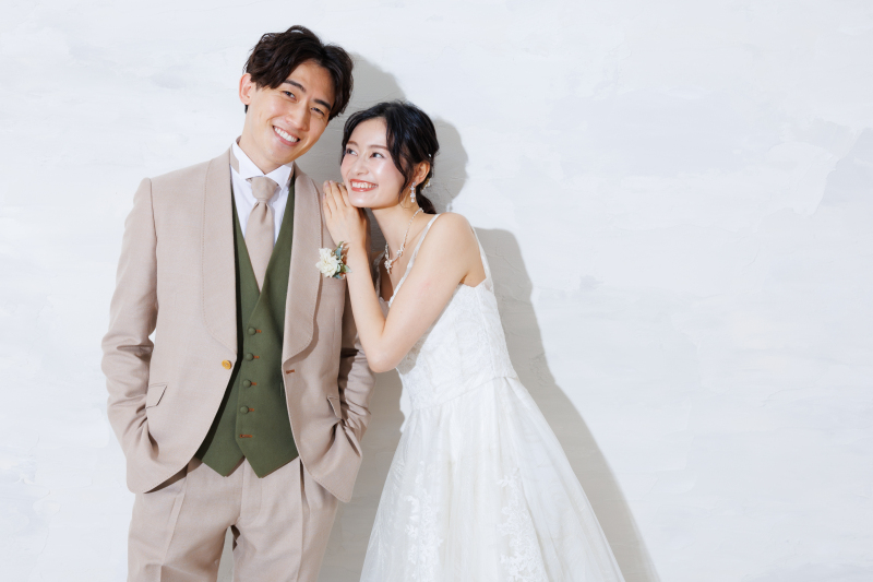 【今だけ追加料金なし】ドレスも和装も！スタジオ2着データ30カット付き　手ぶらでそのまま撮れるコミコミ駆け込みプラン