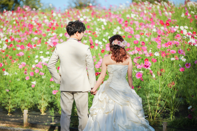 【梅田店限定】鶴見緑地公園ロケーション撮影・衣装1着・150カット全データ付きプラン◇衣装選び放題&肌着レンタル&交通費付