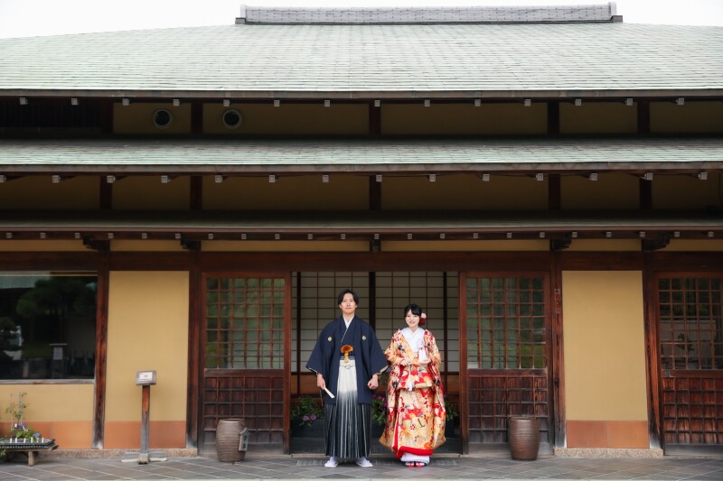 【梅田店限定】大仙公園ロケーション撮影・衣装1着・150カット全データ付きプラン◇衣装選び放題&肌着レンタル&交通費付