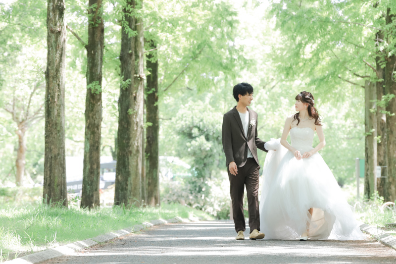 【梅田店限定】鶴見緑地公園ロケーション撮影・衣装1着・150カット全データ付きプラン◇衣装選び放題&肌着レンタル&交通費付