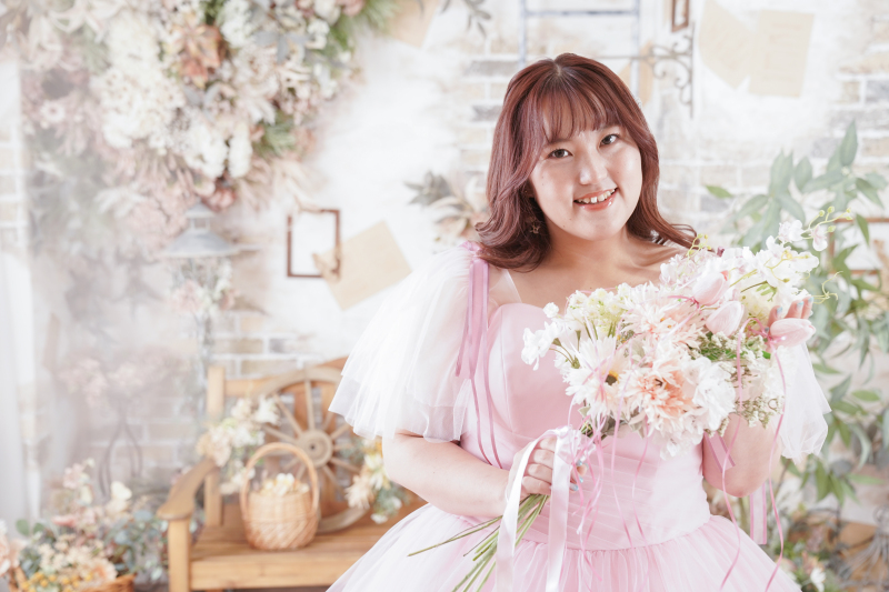 着たいドレスで叶える♡プラスサイズ花嫁向け スタジオ撮影衣装1着・Curvy Weddingプラン〈梅田店限定〉