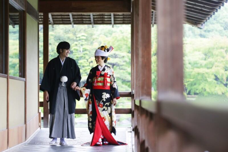 【梅田店限定】大仙公園ロケーション撮影・衣装1着・150カット全データ付きプラン◇衣装選び放題&肌着レンタル&交通費付