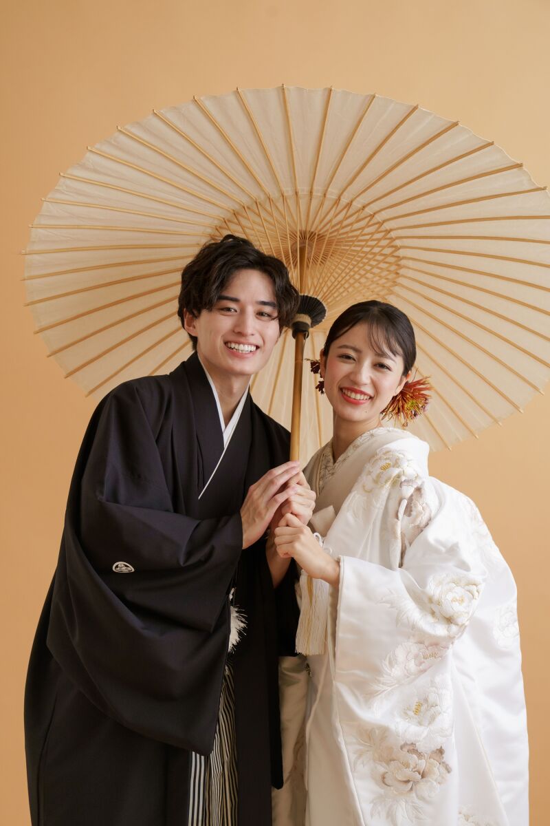 【Photorait限定】10月末まで　全て込みで￥45,000!白無垢×色打掛スタジオ撮影　データ40カット＋セルフフォト付き