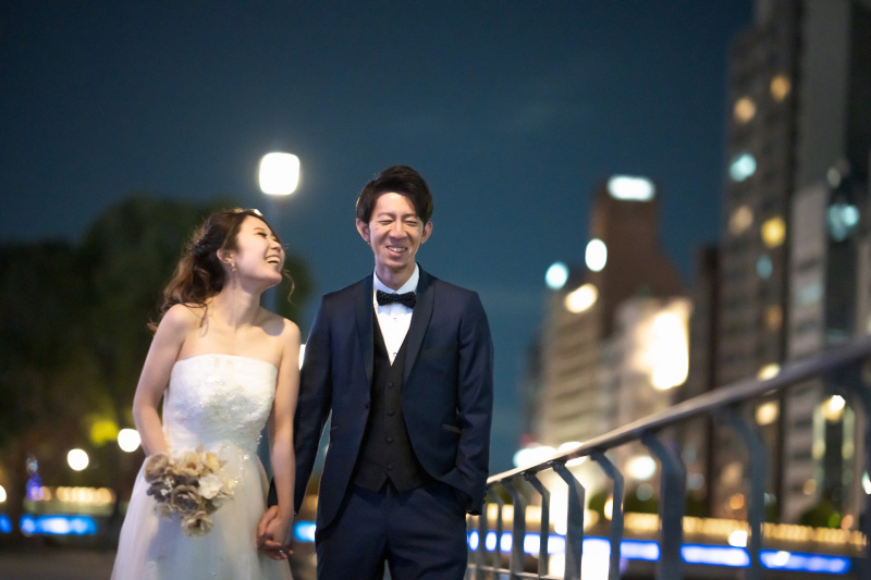 【梅田店限定】中之島周辺ロケーション撮影・衣装1着・150カット全データ付きプラン◇衣装選び放題&肌着レンタル&交通費付