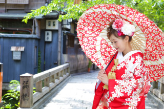 しっとりと。京都ソロウェディング