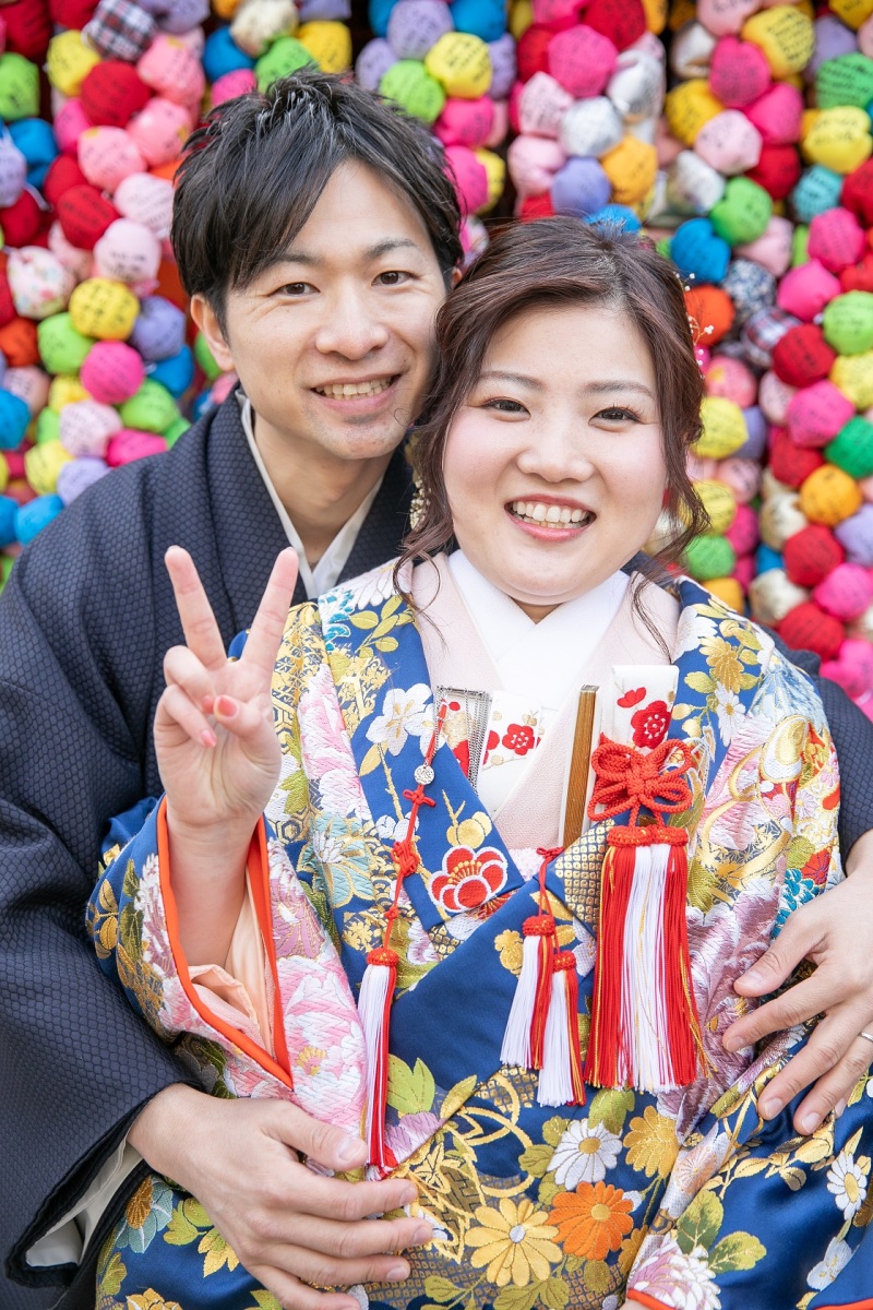 明るくポップに