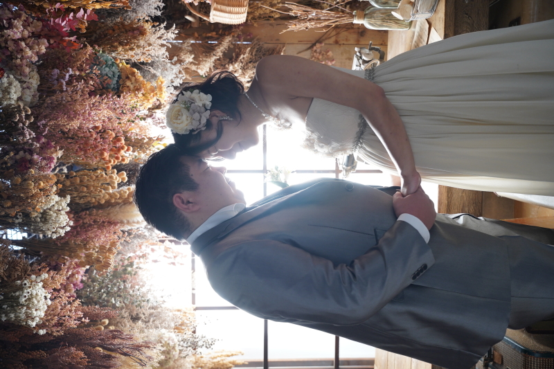 おでこを合わせて