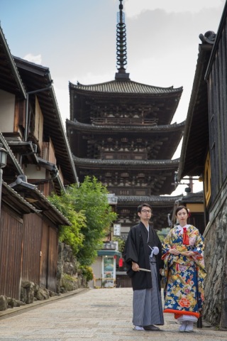 秋晴れの八坂ロケーション撮影