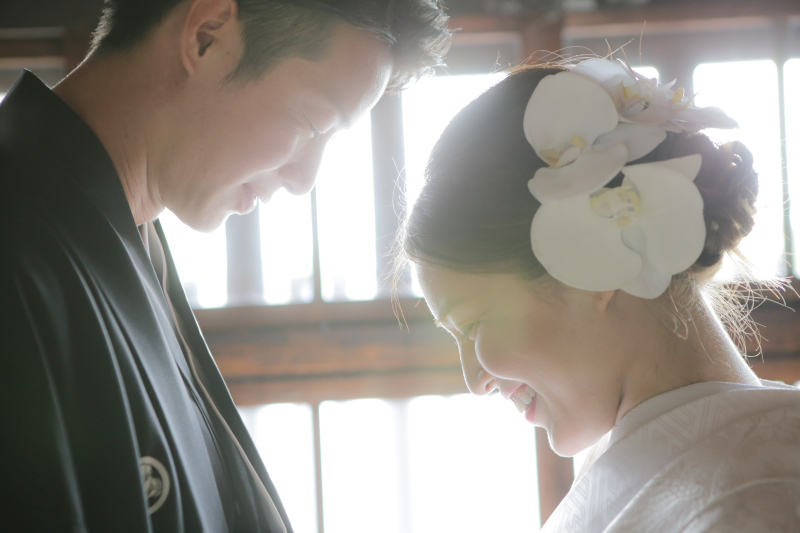 見つめあうと・・