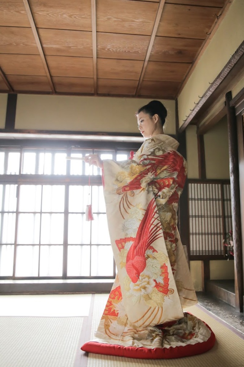 アンティークなお着物と和室は相性ピッタリです