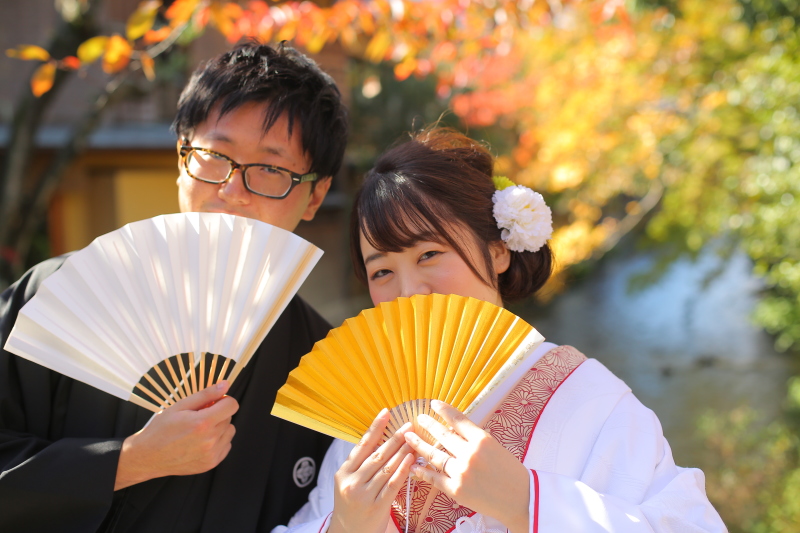 葉も少しずつ色づきながら。。