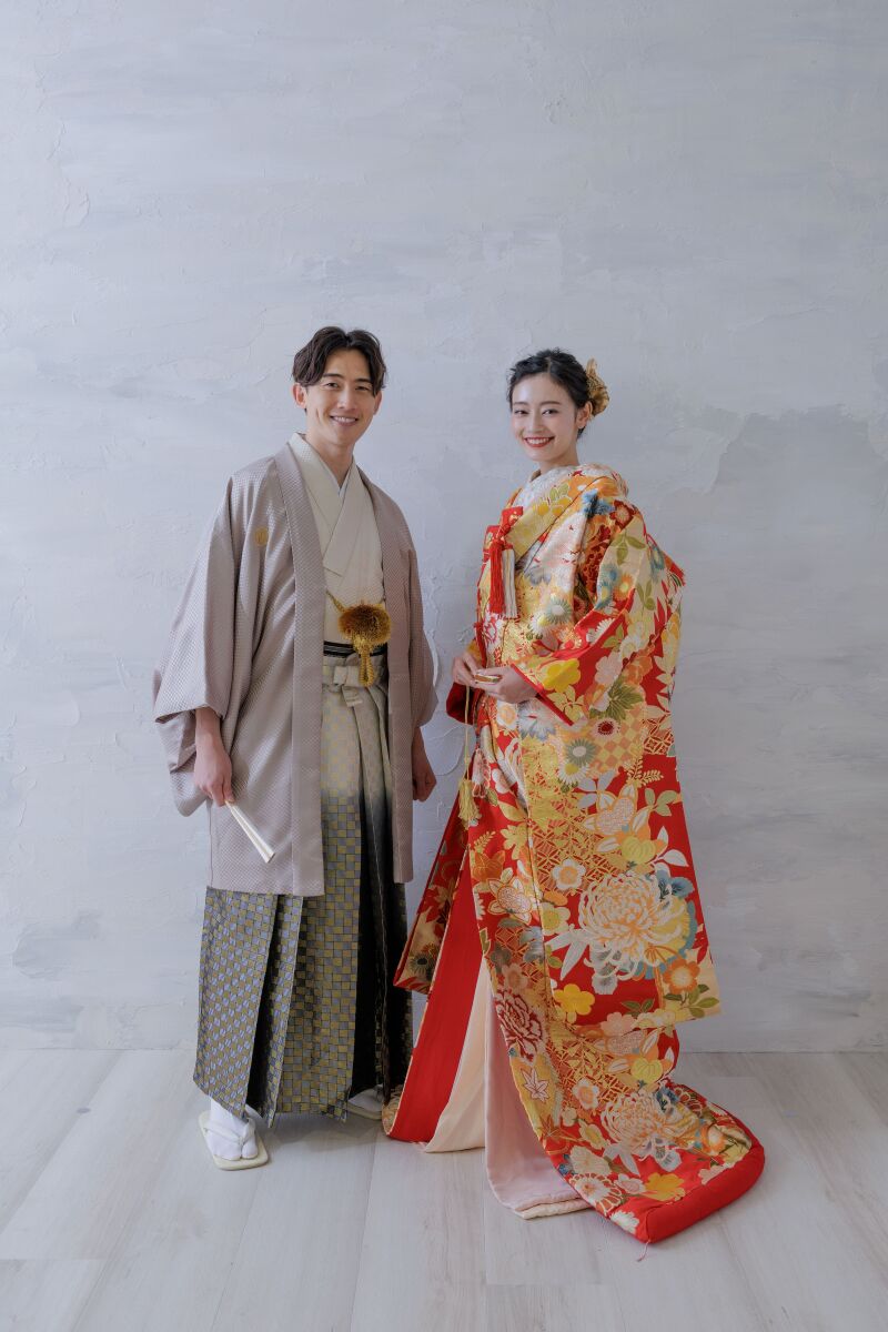 【ドレスor和装どちらか１着】スタジオ撮影・衣装１着・ベーシックプラン◇データ1枚&写真１枚台紙付き
