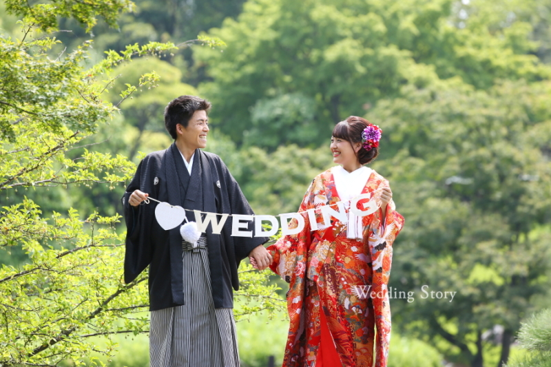 庭園とひまわり畑